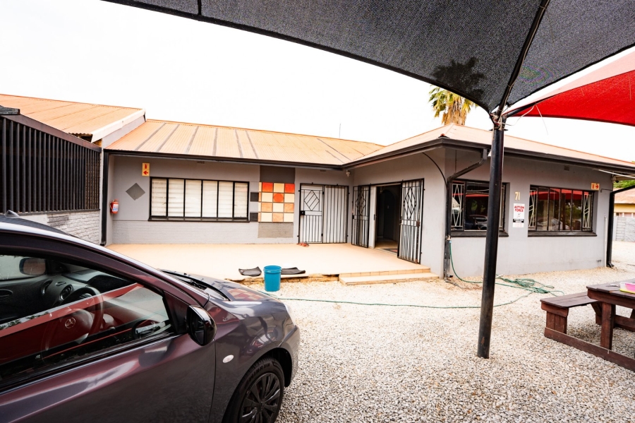 Commercial Property for Sale in Freemanville North West